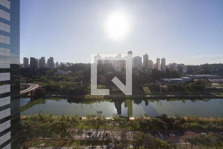 Vista de kitnet/studio à venda com 1 quarto, 50m² em Santo Amaro, São Paulo