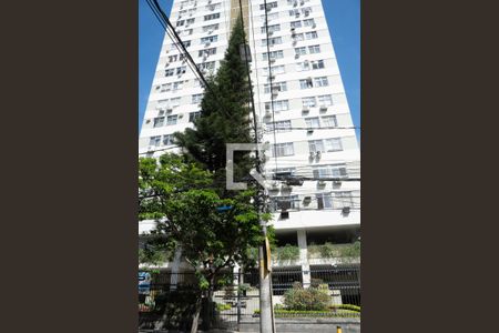 Apartamento para alugar com 96m², 3 quartos e 1 vagaFachada