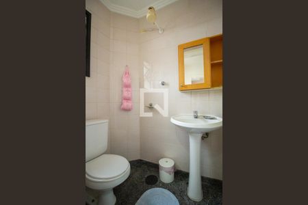 Apartamento à venda com 120m², 3 quartos e 2 vagasBanheiro de Serviço