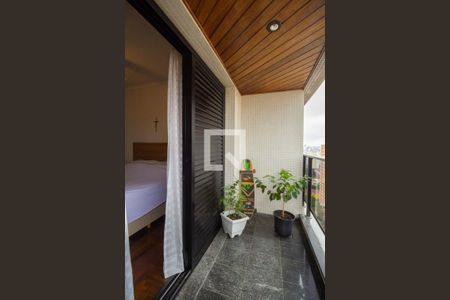 Apartamento à venda com 120m², 3 quartos e 2 vagasVaranda Suíte 