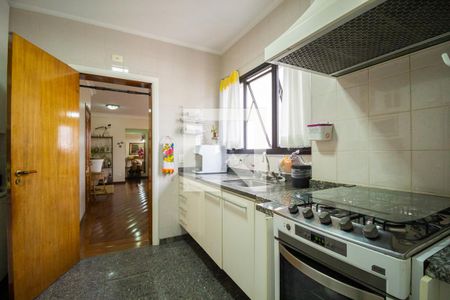 Apartamento à venda com 120m², 3 quartos e 2 vagasCozinha 