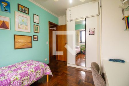 Apartamento à venda com 120m², 3 quartos e 2 vagasQuarto 2