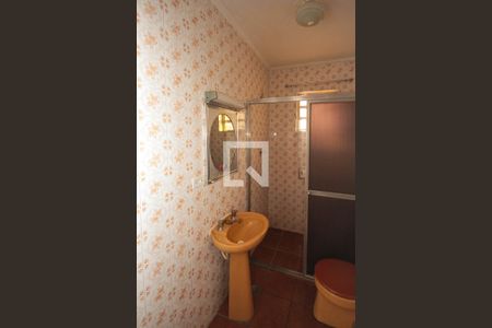 banheiro de casa para alugar com 2 quartos, 78m² em Parque Residencial Oratorio, São Paulo