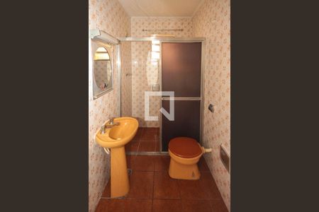 banheiro de casa para alugar com 2 quartos, 78m² em Parque Residencial Oratorio, São Paulo