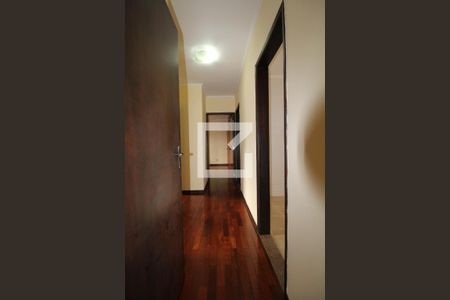 Corredor de apartamento à venda com 3 quartos, 94m² em Vila Rossi Borghi E Siqueira, Campinas