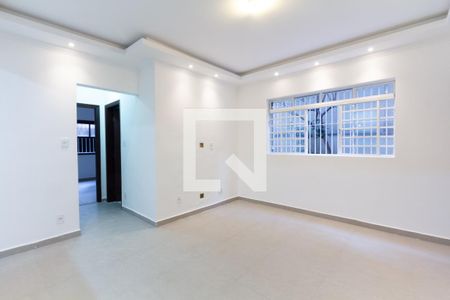 Apartamento para alugar com 70m², 2 quartos e 1 vaga Apartamento para alugar com 70m², 2 quartos e 1 vagaSala