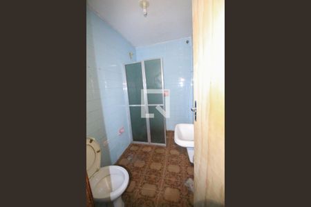 Casa à venda com 250m², 2 quartos e 2 vagasBanheiro