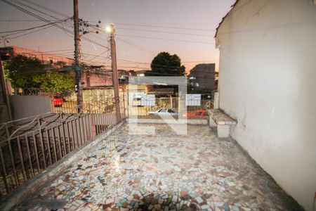 Casa à venda com 250m², 2 quartos e 2 vagasQuintal frente