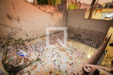 Casa à venda com 250m², 2 quartos e 2 vagasQuintal frente