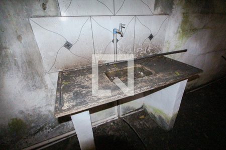 Casa à venda com 250m², 2 quartos e 2 vagasArea de serviço 2 / Quintal