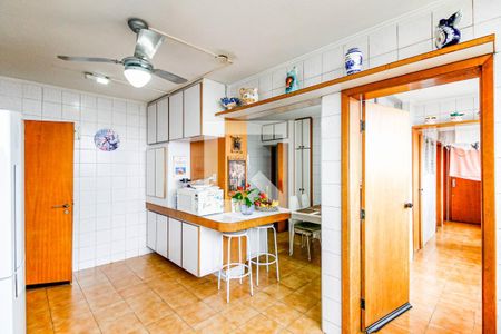 Apartamento à venda com 220m², 4 quartos e 3 vagasCozinha