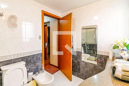 Apartamento à venda com 220m², 4 quartos e 3 vagasBanheiro da Suíte 2