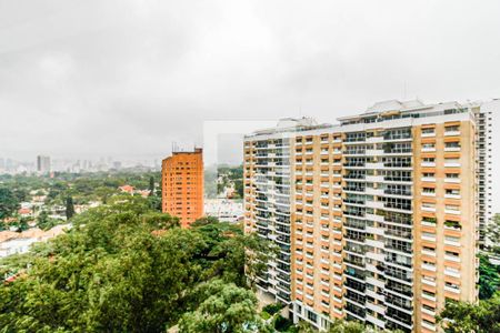 Apartamento à venda com 220m², 4 quartos e 3 vagasVista