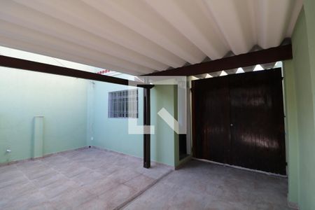 Casa à venda com 150m², 2 quartos e 3 vagascorredor