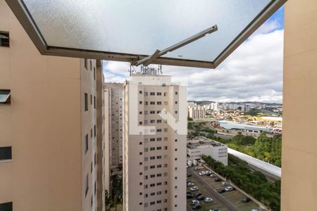 Apartamento à venda com 78m², 3 quartos e 2 vagasVista da Área de serviço
