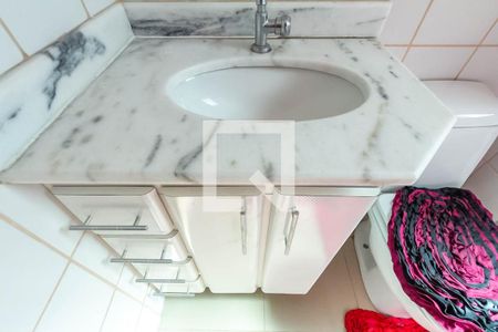 Apartamento à venda com 78m², 3 quartos e 2 vagasBanheiro Social