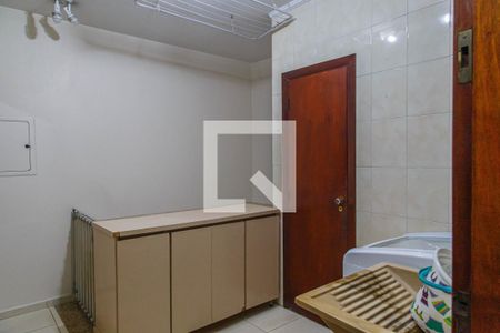 Casa à venda com 183m², 3 quartos e 5 vagasÁrea de Serviço