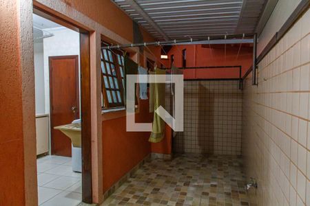 Casa à venda com 183m², 3 quartos e 5 vagasQuintal