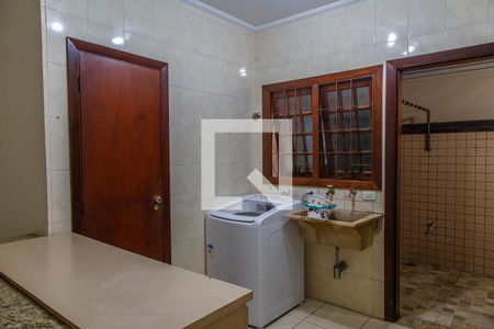 Casa à venda com 183m², 3 quartos e 5 vagasÁrea de Serviço