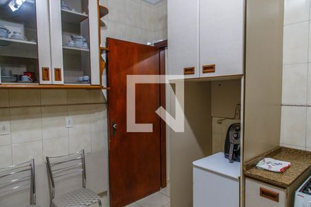 Casa à venda com 183m², 3 quartos e 5 vagasCozinha