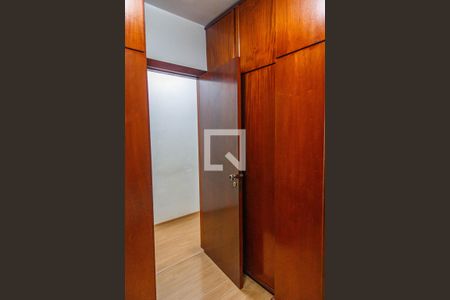 Casa à venda com 183m², 3 quartos e 5 vagasQuarto 3