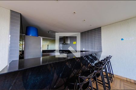 Apartamento à venda com 115m², 2 quartos e 3 vagas Apartamento à venda com 115m², 2 quartos e 3 vagasÁrea gourmet