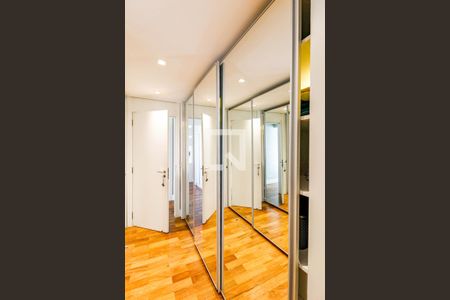 Suíte 1 de apartamento à venda com 3 quartos, 160m² em Santo Amaro, São Paulo