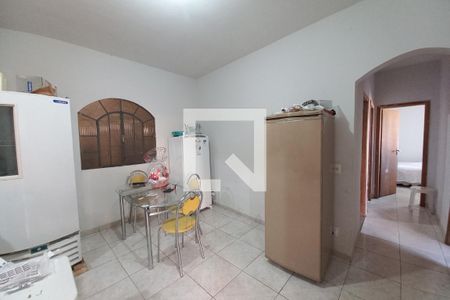 Casa à venda com 380m², 3 quartos e 2 vagas Casa à venda com 380m², 3 quartos e 2 vagasCopa