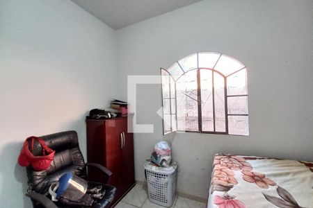 Casa à venda com 380m², 3 quartos e 2 vagas Casa à venda com 380m², 3 quartos e 2 vagasQuarto 3