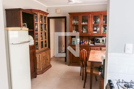 Casa à venda com 210m², 3 quartos e 2 vagas Casa à venda com 210m², 3 quartos e 2 vagasCozinha