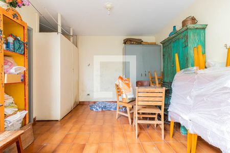 Casa à venda com 210m², 3 quartos e 2 vagas Casa à venda com 210m², 3 quartos e 2 vagasQuintal