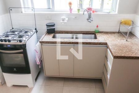 Casa à venda com 210m², 3 quartos e 2 vagas Casa à venda com 210m², 3 quartos e 2 vagasCozinha