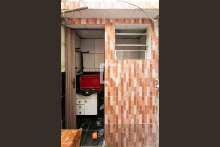 Lavabo  de casa de condomínio à venda com 2 quartos, 49m² em Vila Curuçá, São Paulo