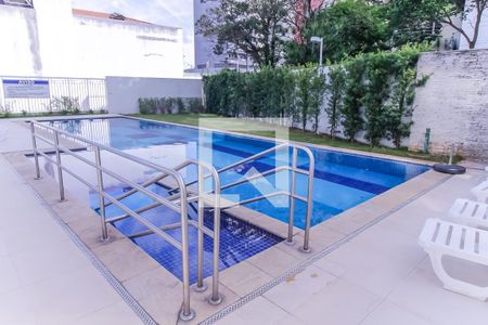 Apartamento para alugar com 77m², 2 quartos e 2 vagas Apartamento para alugar com 77m², 2 quartos e 2 vagasÁrea comum - Piscina