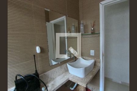 Banheiro  de casa de condomínio para alugar com 3 quartos, 90m² em Jardim Albertina, Guarulhos
