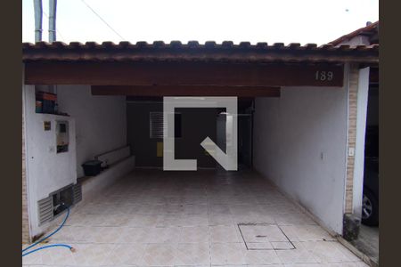 Garagem  de casa de condomínio para alugar com 3 quartos, 90m² em Jardim Albertina, Guarulhos