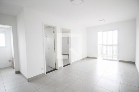 sala de Apartamento com 1 quarto, 42m² Vila Roque