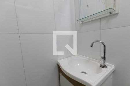 Casa para alugar com 35m², 1 quarto e sem vagaBanheiro - Torneira