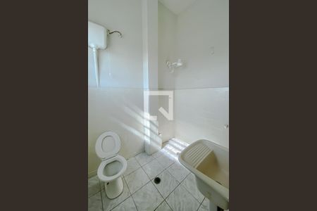 Banheiro e Lavanderia de kitnet/studio para alugar com 1 quarto, 30m² em Brás, São Paulo