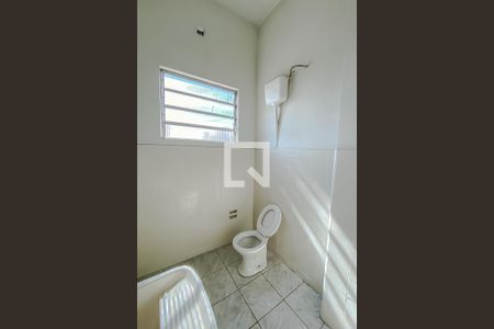 Banheiro e Lavanderia de kitnet/studio para alugar com 1 quarto, 30m² em Brás, São Paulo