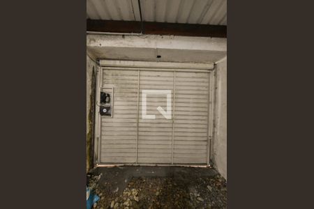 Garagem de casa para alugar com 3 quartos, 90m² em Jardim Aeroporto, São Paulo