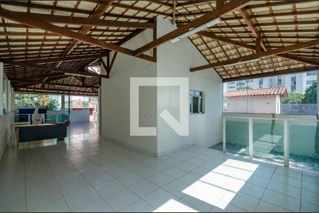 Casa à venda com 360m², 4 quartos e 2 vagasSala piso 2