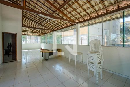 Casa à venda com 360m², 4 quartos e 2 vagasSala piso 2