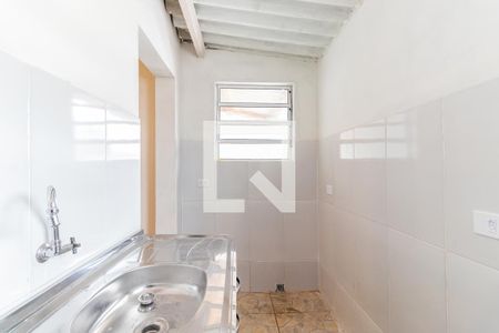 Cozinha e Área de Serviço de casa de condomínio para alugar com 1 quarto, 66m² em Socorro, São Paulo