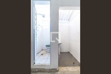 Casa de condomínio para alugar com 66m², 1 quarto e sem vaga Casa de condomínio para alugar com 66m², 1 quarto e sem vagaBanheiro