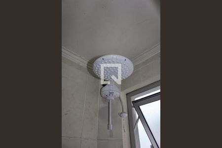Banheiro de apartamento para alugar com 2 quartos, 50m² em Olaria, Canoas