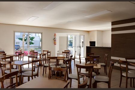 Apartamento para alugar com 50m², 2 quartos e 1 vaga Apartamento para alugar com 50m², 2 quartos e 1 vagaÁrea comum - Salão de festas