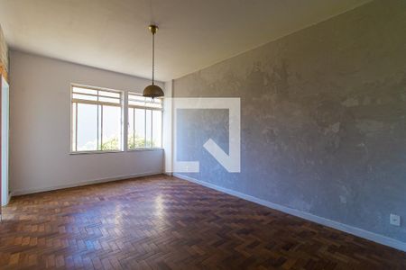 Apartamento para alugar com 120m², 3 quartos e sem vagaSala