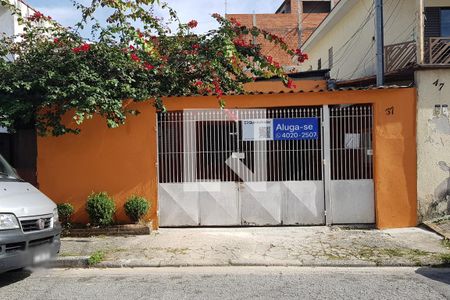 Casa para alugar com 70m², 2 quartos e 1 vagaFachada