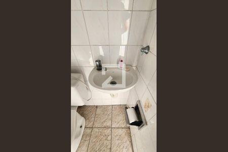 Apartamento para alugar com 110m², 3 quartos e sem vaga Apartamento para alugar com 110m², 3 quartos e sem vagaBanheiro de serviço